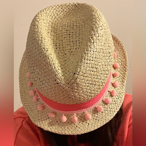 Straw Fedora Hat with Pom Poms NWT - Picture 4 of 7